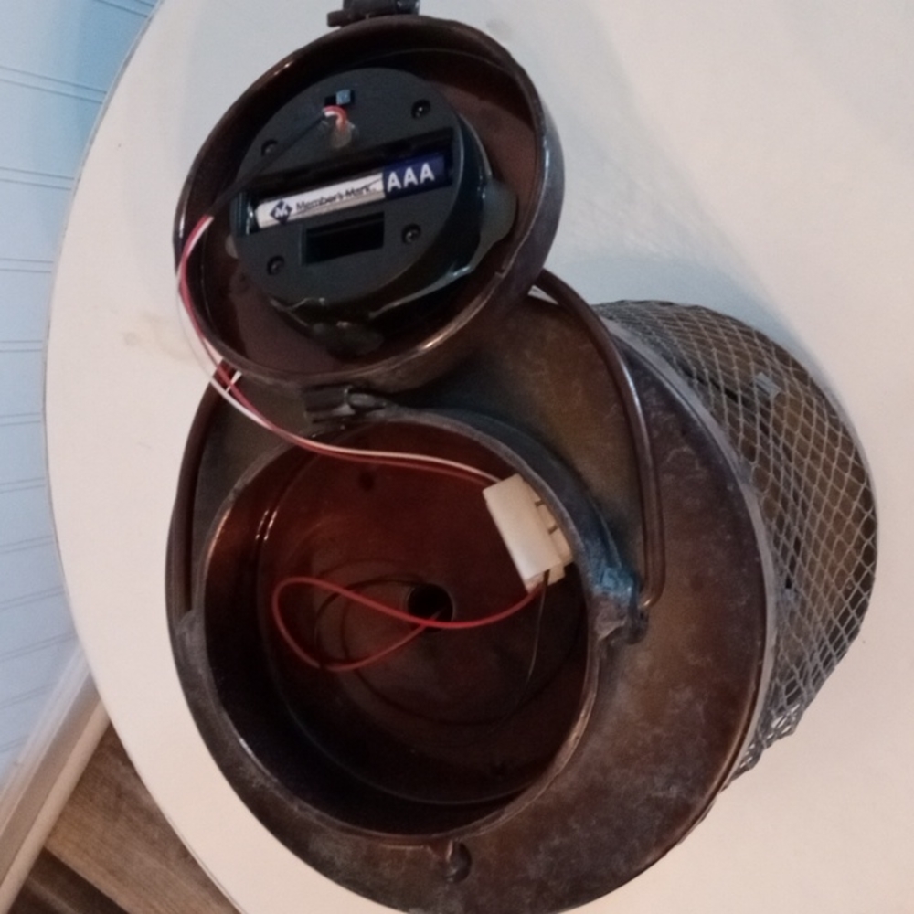 Solar Lantern - Picture 5 of 6